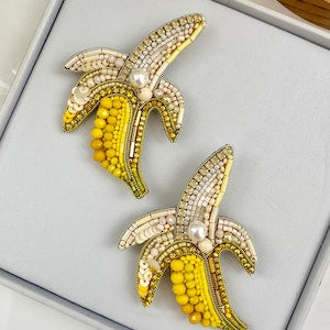 Hand-Embroidered BANANA BROOCH - Unique HANDMADE Designer Pin, Beaded Christmas Gift for Her, Ideal for Adding Style & Charm to Any Outfit