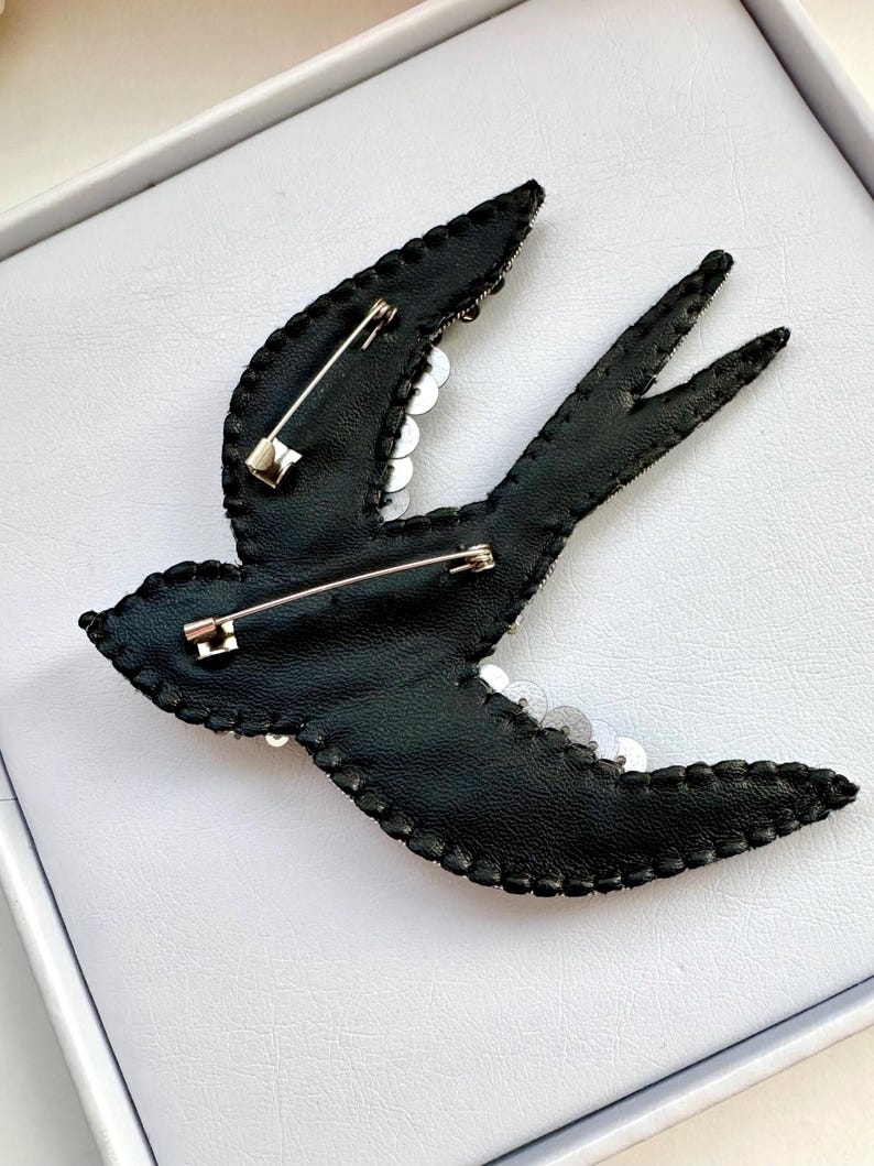 Hand-Embroidered Black Swallow Bird Brooch: Elegant Nature-Inspired Pin
