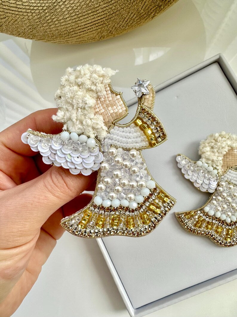 Hand-Embroidered Christmas Angel Brooch: Gold Holiday Pin