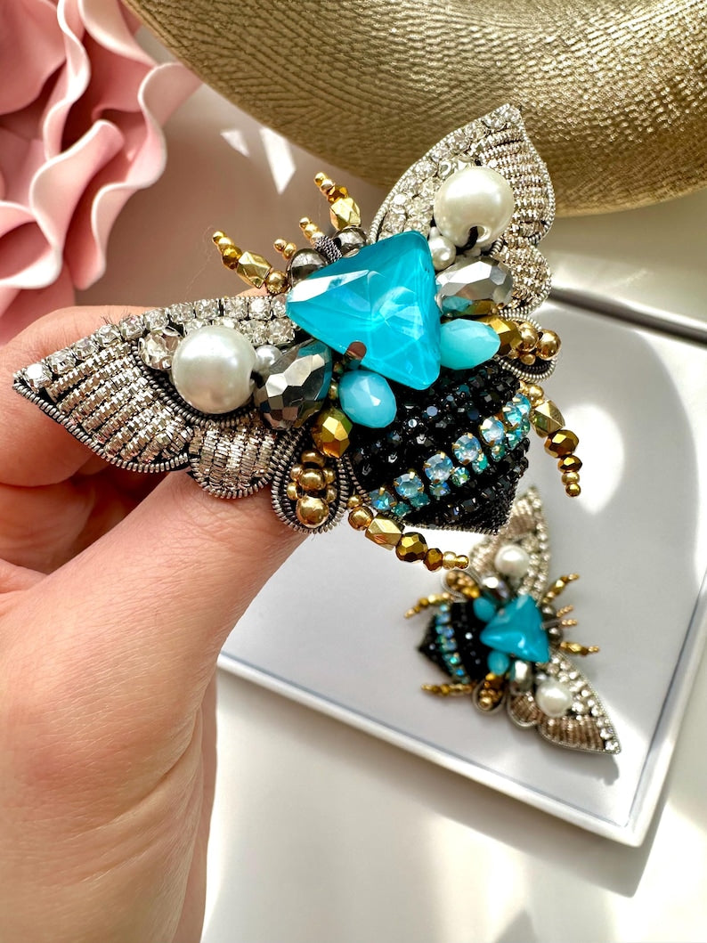 Hand-Embroidered Bee Brooch: Beaded Designer Pin