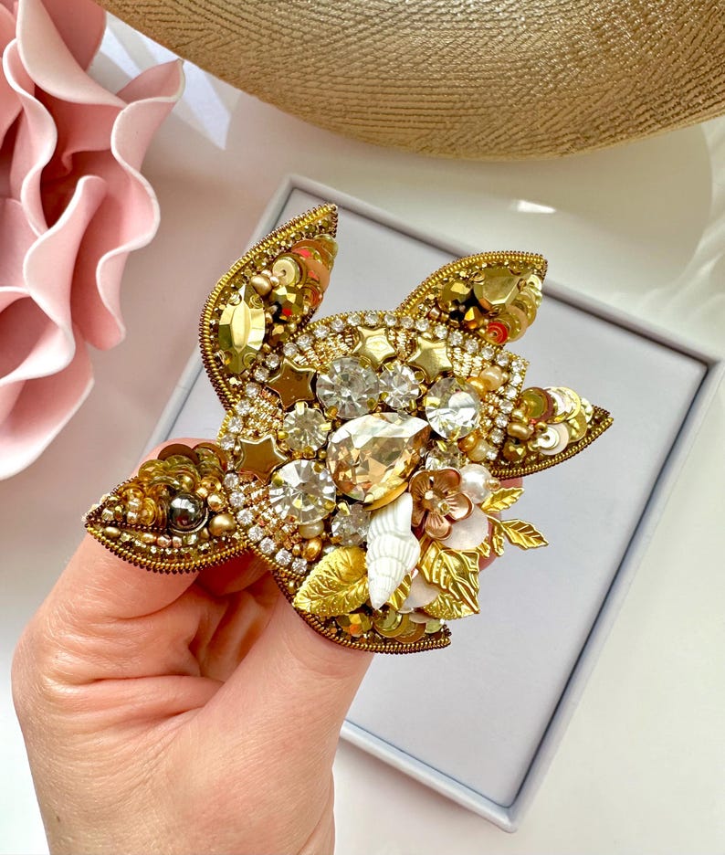 Handmade Beaded Sea Turtle Brooch: Gold Crystal Tropical Design