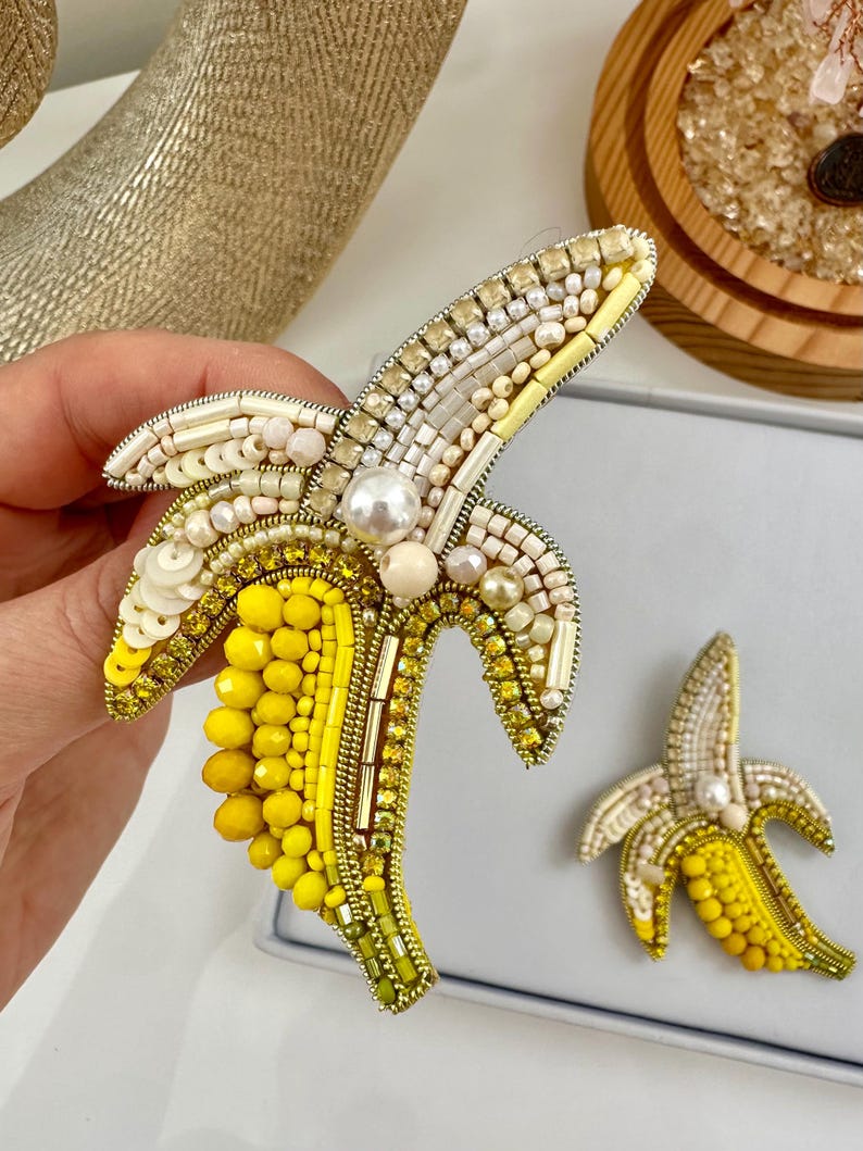 Hand-Embroidered BANANA BROOCH - Unique HANDMADE Designer Pin, Beaded Christmas Gift for Her, Ideal for Adding Style & Charm to Any Outfit