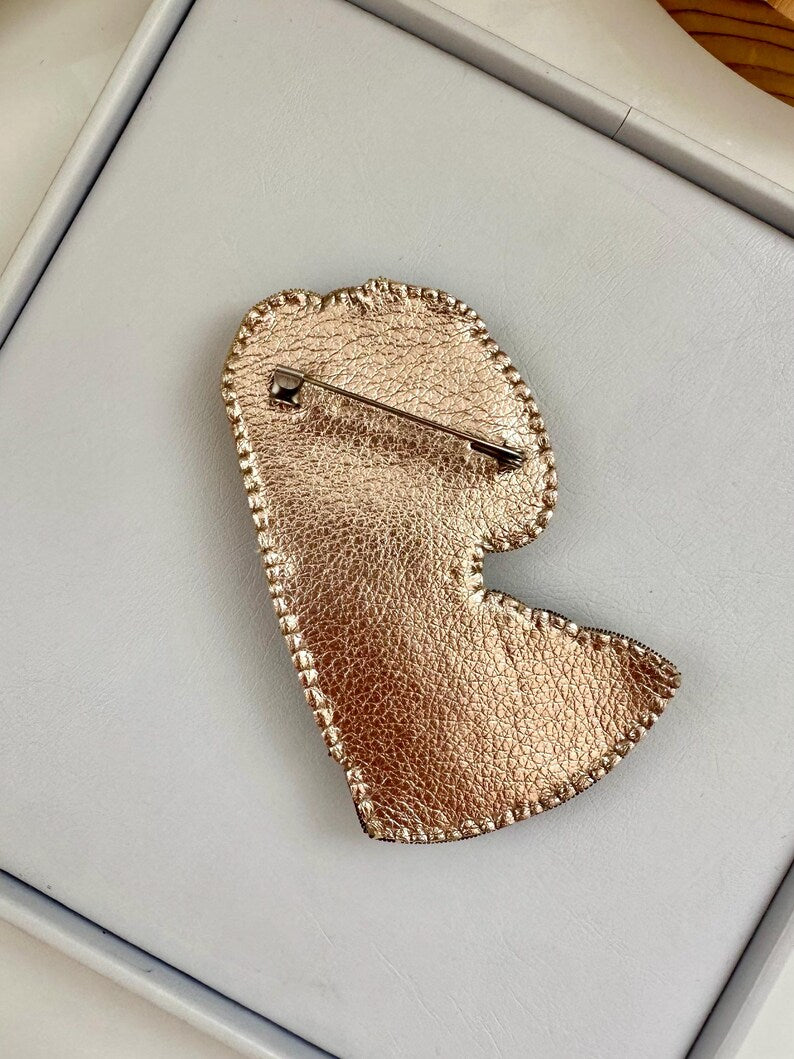 Girl with a Pearl Earring Brooch: Beaded Embroidered Lapel Pin