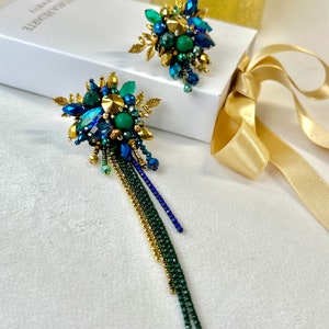 Asymmetric earrings “Emerald”