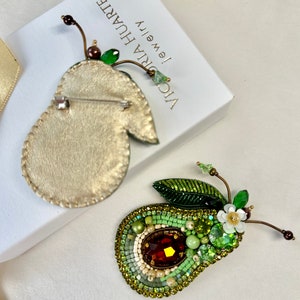 Hand-embroidered brooch ‘’Avocado"