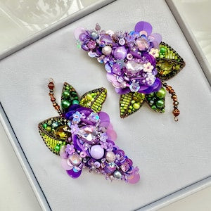 Handmade Beaded Lilac Brooch: Designer Floral Accessory