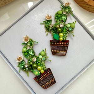 Hand-embroidered brooch Green Cactus Handmade designer pin brooch. Handmade gift Beaded brooch Handmade Christmas Gift (one brooch)