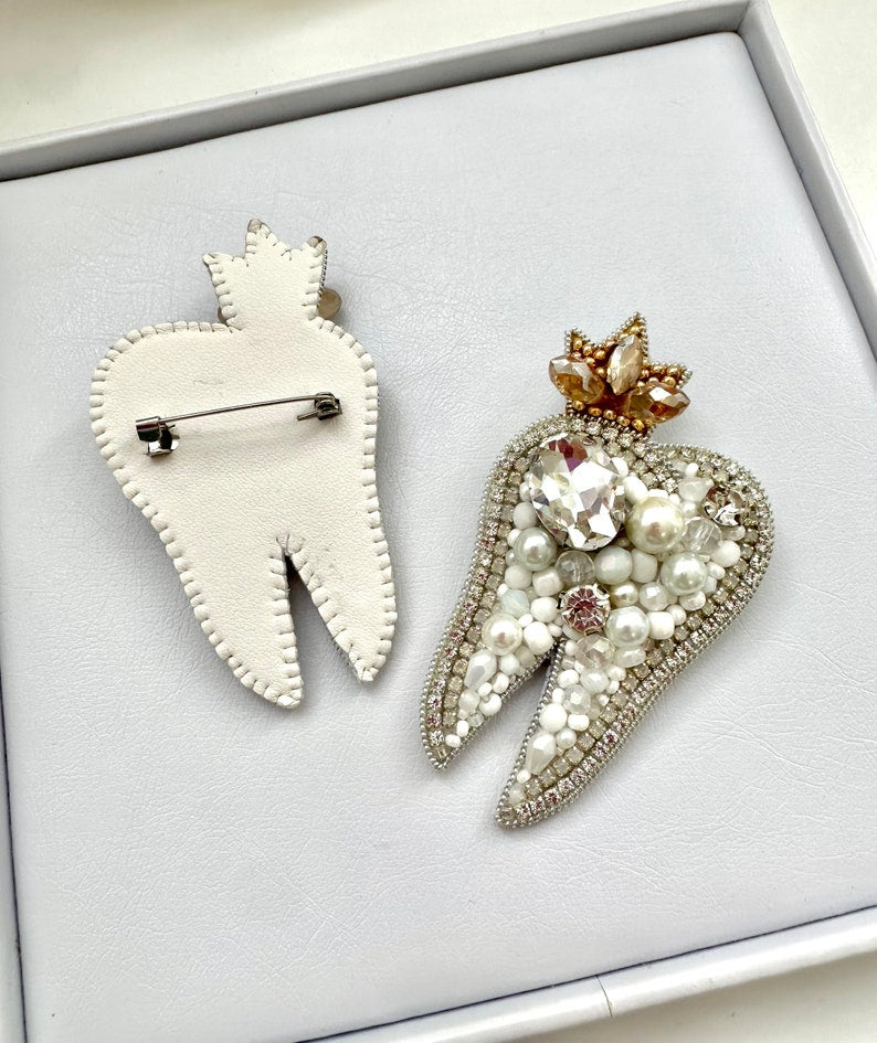 Handmade Beaded Molar Tooth Brooch: Dentist Gift