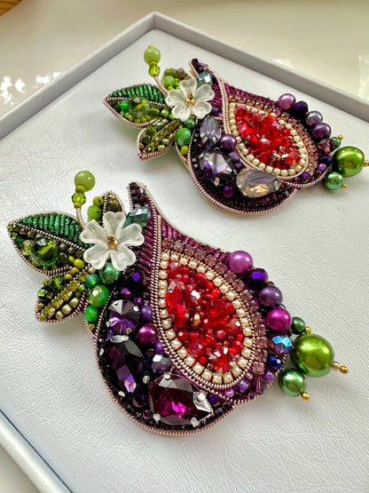 Hand-embroidered brooch ‘’Sweet Figs”. Handmade designer pin brooch.