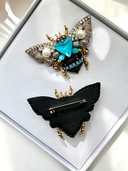 Hand-Embroidered Bee Brooch: Beaded Designer Pin